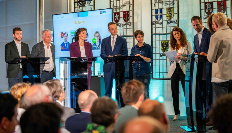 aow debat