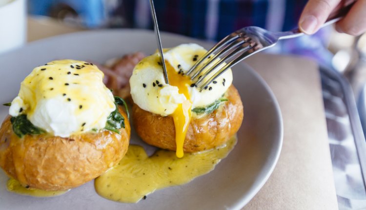 Eggs Benedict