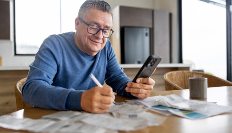 Man doet zijn financiele zaken thuis
