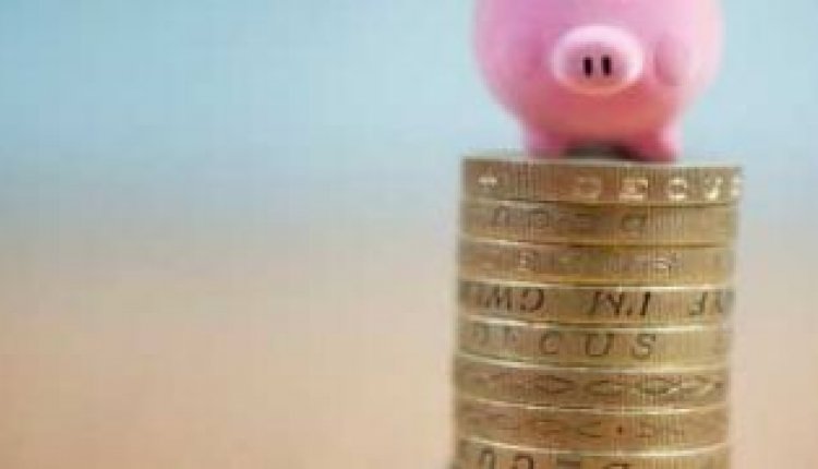 3471358-Nieuwe-bespaartest-geeft-aan-hoeveel-geld-