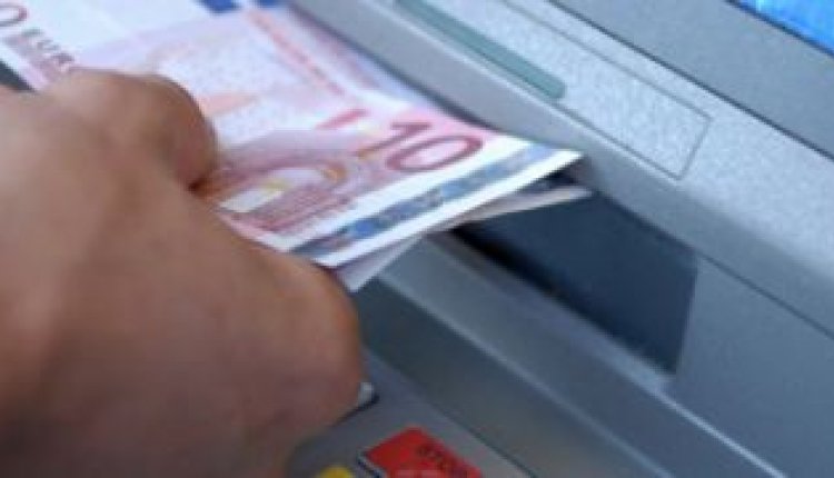 slim Doe alles met mijn kracht Ineenstorting Pinnen in het buitenland: wel afschrijving, geen geld | PlusOnline