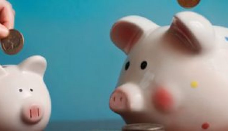 3471578-Ouders-belangrijk-bij-gesprekken-over-geld