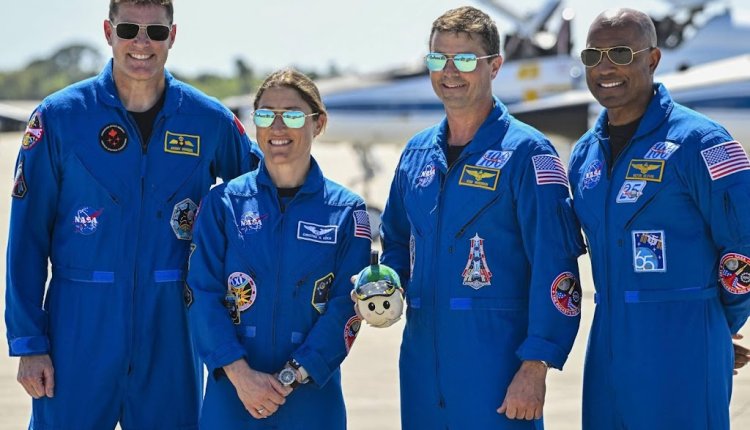 Charles schrijft brief aan Canadese astronaut voor maanmissie