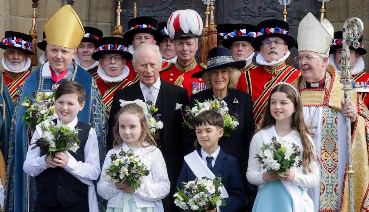 Charles en Camilla vieren eerste Royal Maundy-dienst in Wales