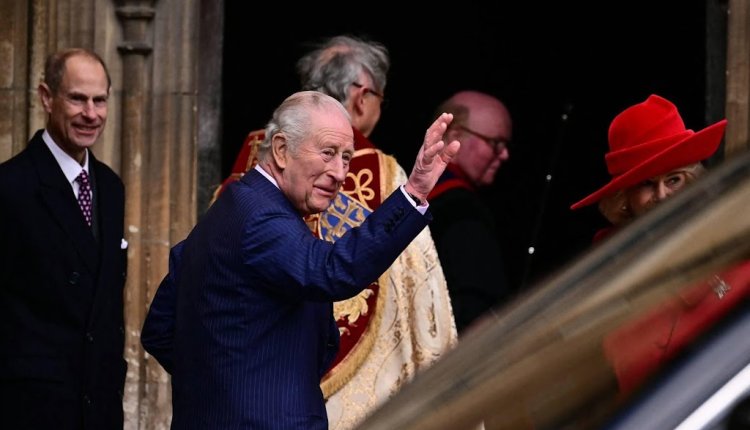 Charles en Camilla vieren Pasen in St. George's Chapel
