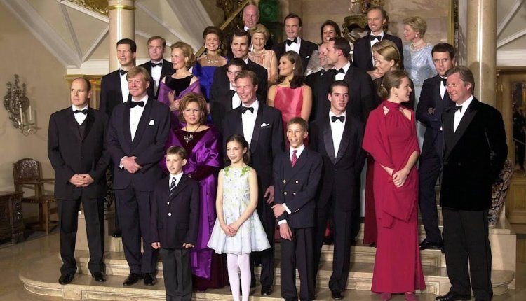 Maria Teresa blikt terug op feest met Europese troonopvolgers 