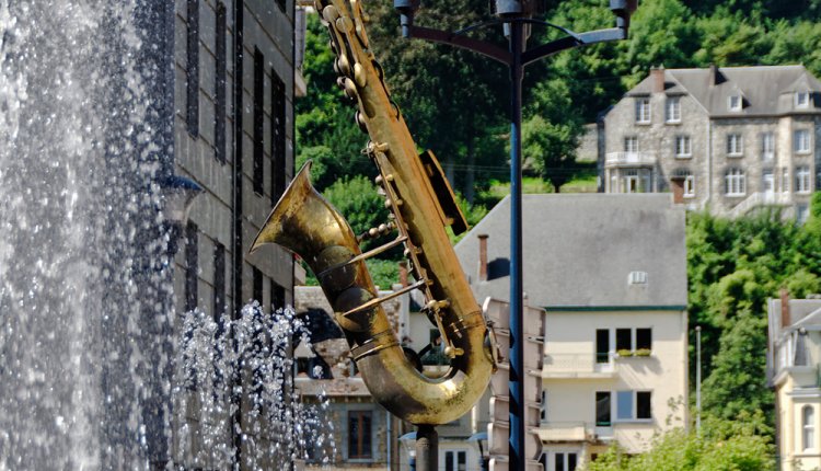 saxophone saxophone