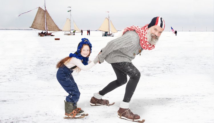 Schaatsende mensen