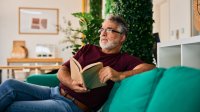 Man met boek