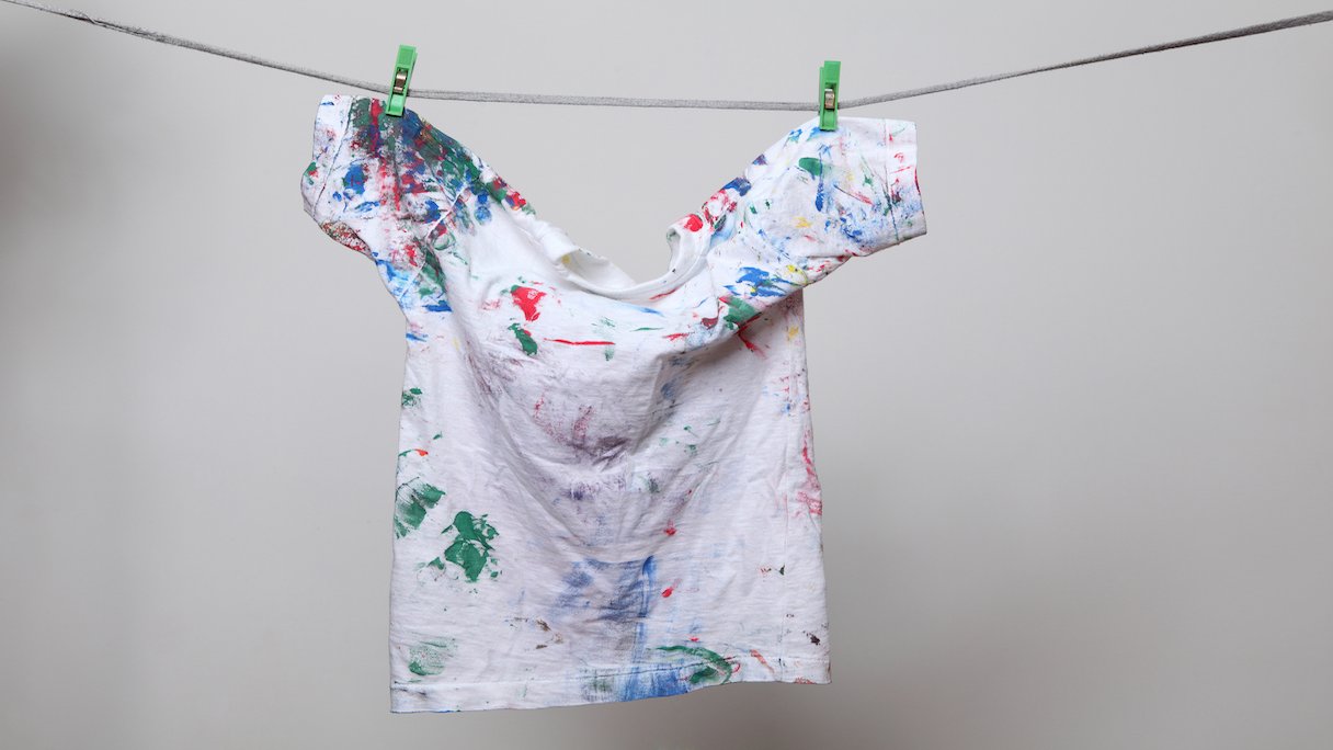 Zo verwijder je verfvlekken uit je kleding