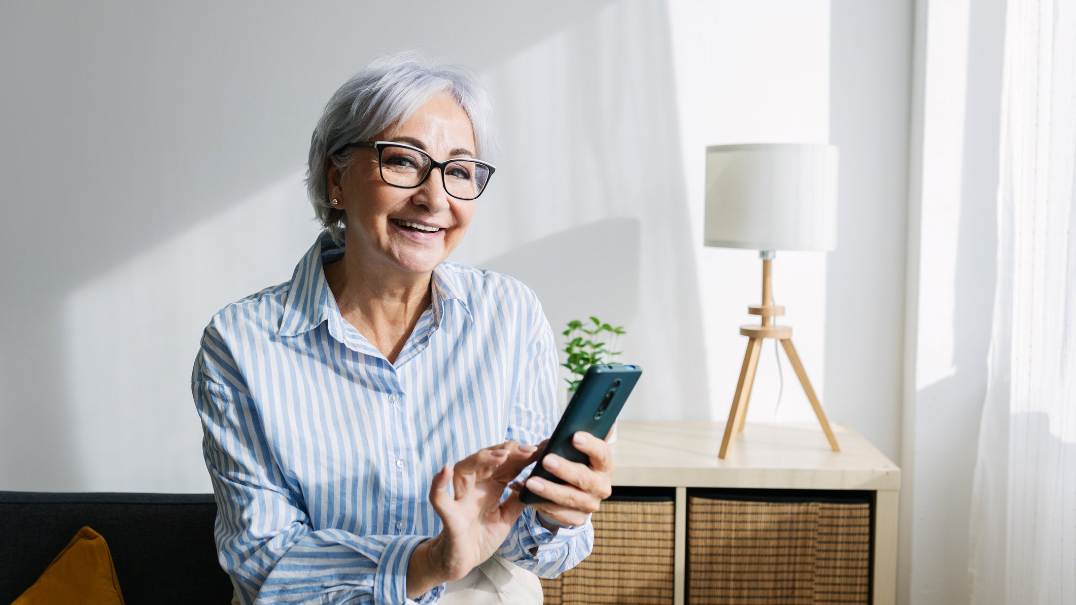 Older Consumers Prove Most Loyal to AI Customer Service