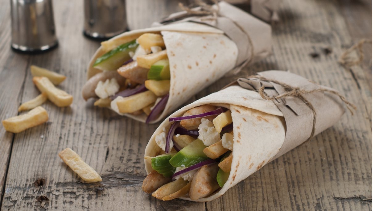 Wrap met kip en zwarte boontjes