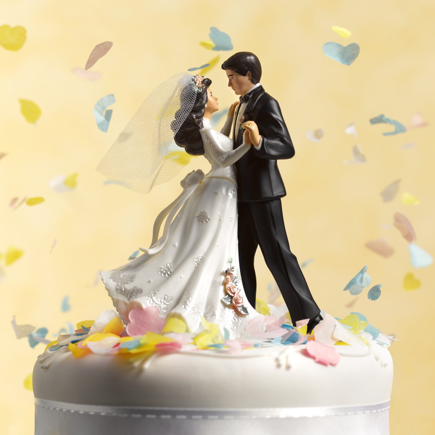 Precies Bevatten Begin Van papieren bruiloft tot eiken bruiloft: zo heten onze huwelijksjaren |  PlusOnline