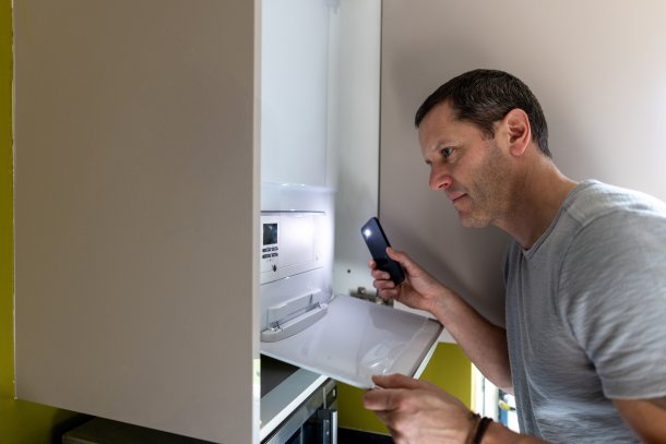koolmonoxide check door monteur