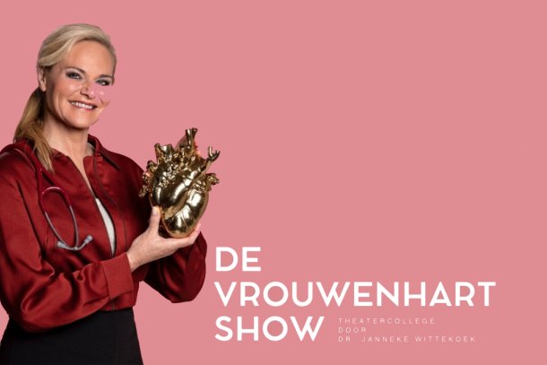 Cardioloog Janneke Wittekoek met een gouden hart in haar hand